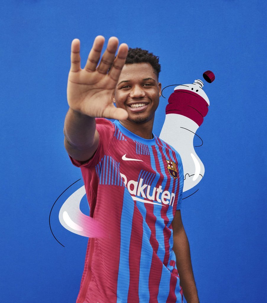 Barcelona apresenta novo uniforme pra temporada 2021/22