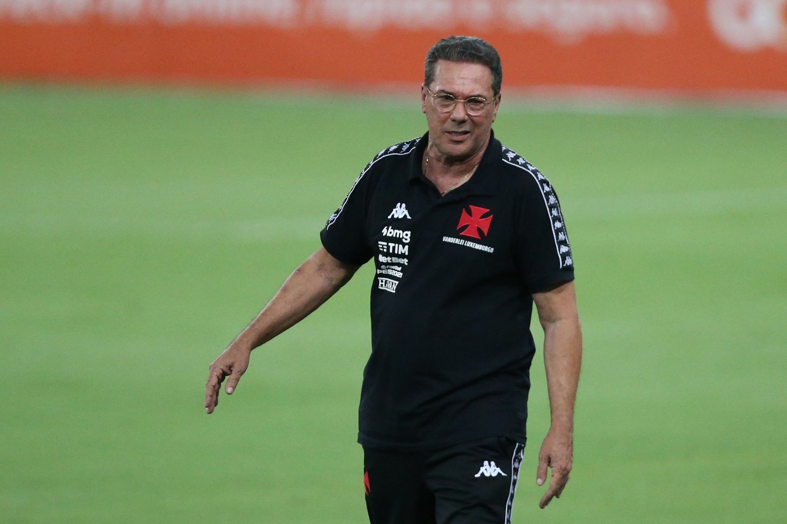 Vanderlei Luxemburgo é especulado no Cruzeiro após demissão de Felipe Conceição