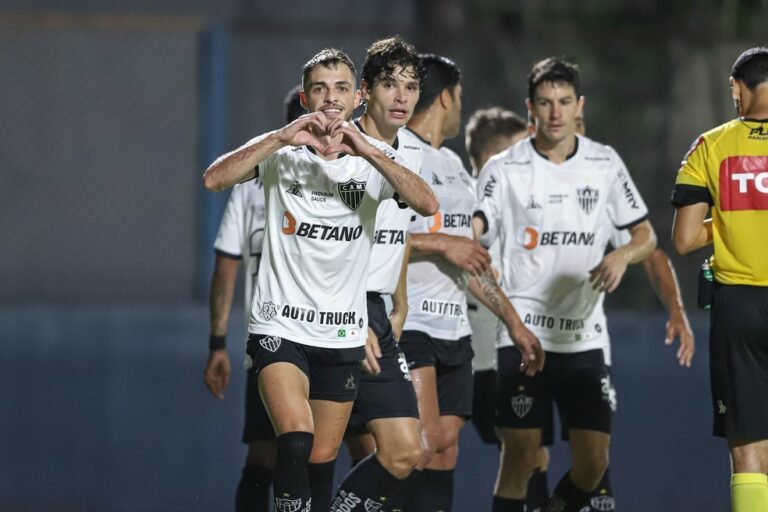 Hyoran tem entorse no tornozelo e vira duvida no Atlético