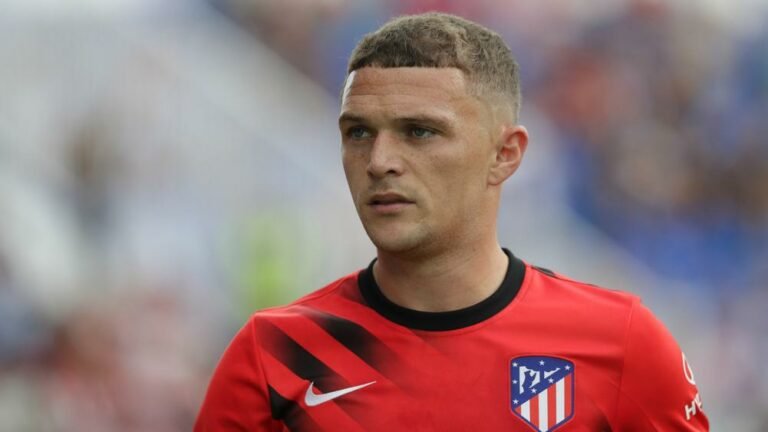 PSG entra na briga pela contratação de Kieran Trippier