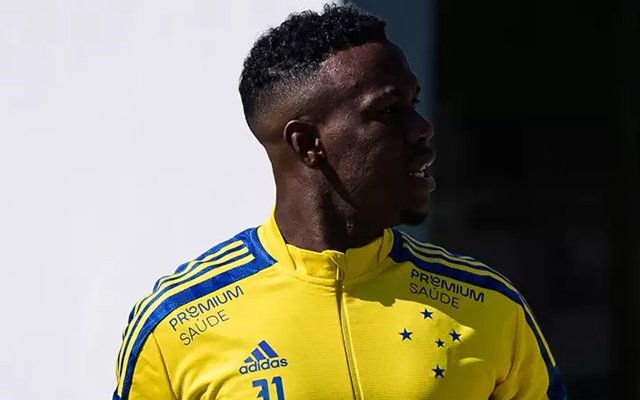 Cruzeiro pretende devolver Klebinho ao Flamengo