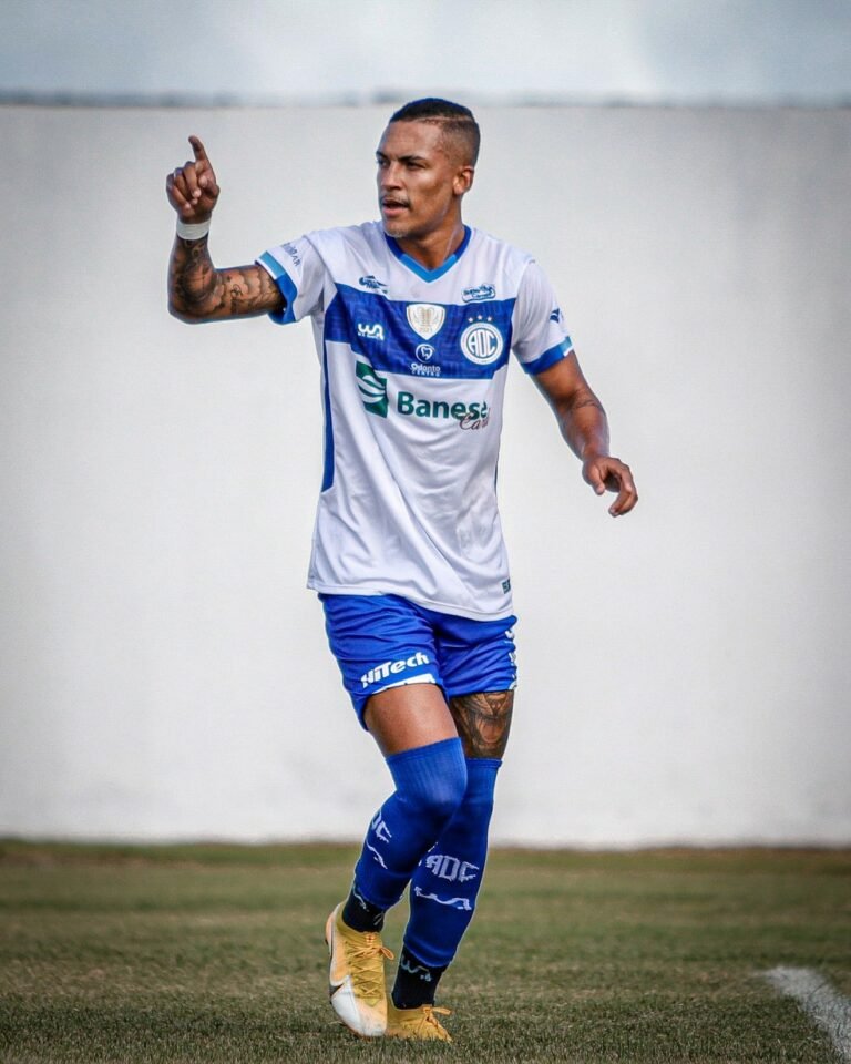 Lucas Barcelos deixa Confiança