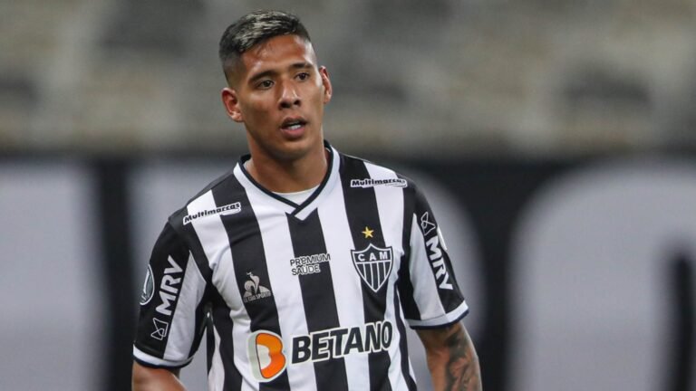 Zaracho se posiciona após ser abordado por torcida organizada em restaurante