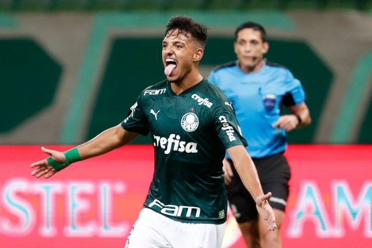 Com Gabriel Menino do Palmeiras de titular, a seleção olímpica é escalada