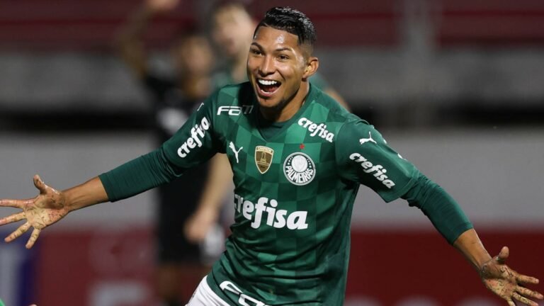 Palmeiras acerta renovação de Rony até 2025