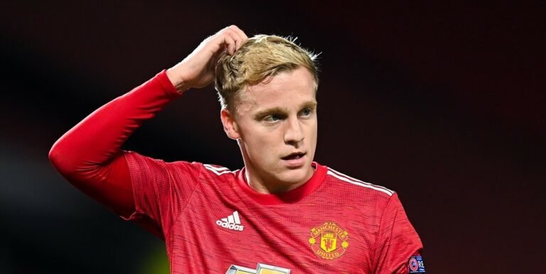 Inter de Milão tenta empréstimo de meio-campista do Manchester United