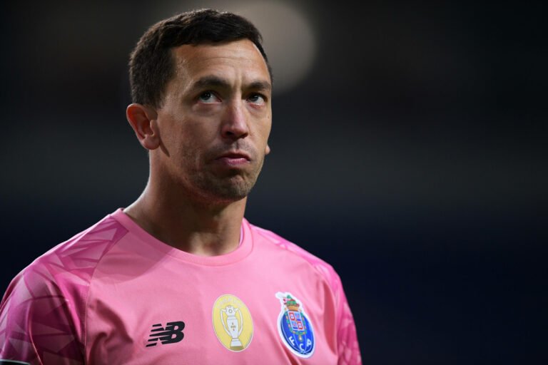 Marchesín mostra exigência: ‘O FC Porto tem a obrigação de ganhar sempre’