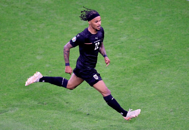 Valentino Lázaro, alvo do Benfica, ‘quer ficar na Inter’, diz empresário