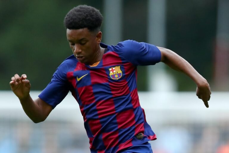 Alejandro Baldé não é chamado para pré-temporada no Barcelona e dificulta ainda mais negociação para renovar