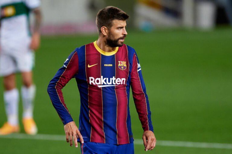 Gerard Piqué torce pela renovação de Messi com o Barcelona