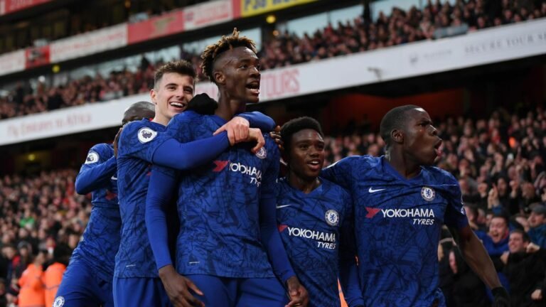 West Ham tem interesse em contratar dois jogadores do Chelsea