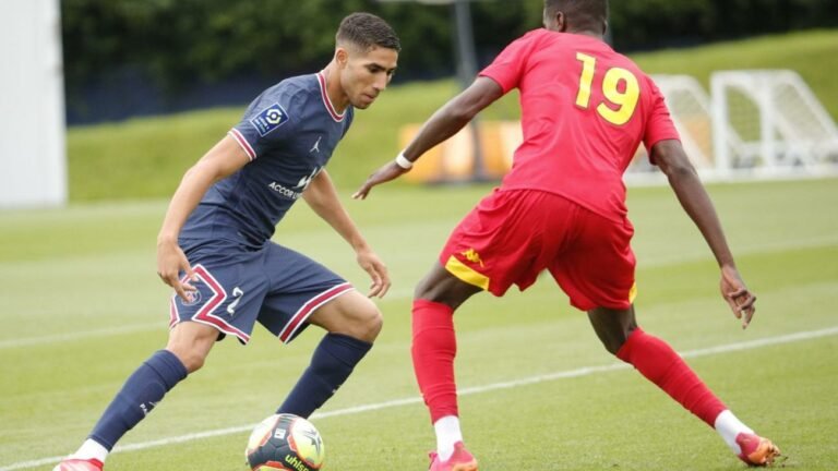 Hakimi testa positivo para Covid-19 e desfalca PSG em amistosos de pré-temporada
