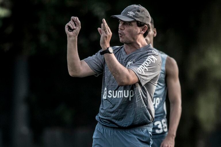 Diniz traz ‘velho conhecido’ para compor comissão técnica