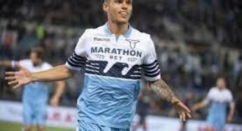 PSG encaminha a contratação de meia da Lazio