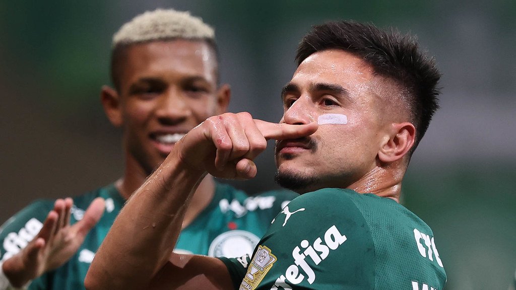 Com 9 gols na temporada, Willian é o artilheiro do Palmeiras