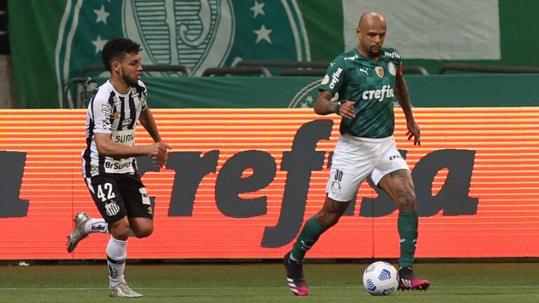 Abel Ferreira quer a permanência de Felipe Melo no Palmeiras