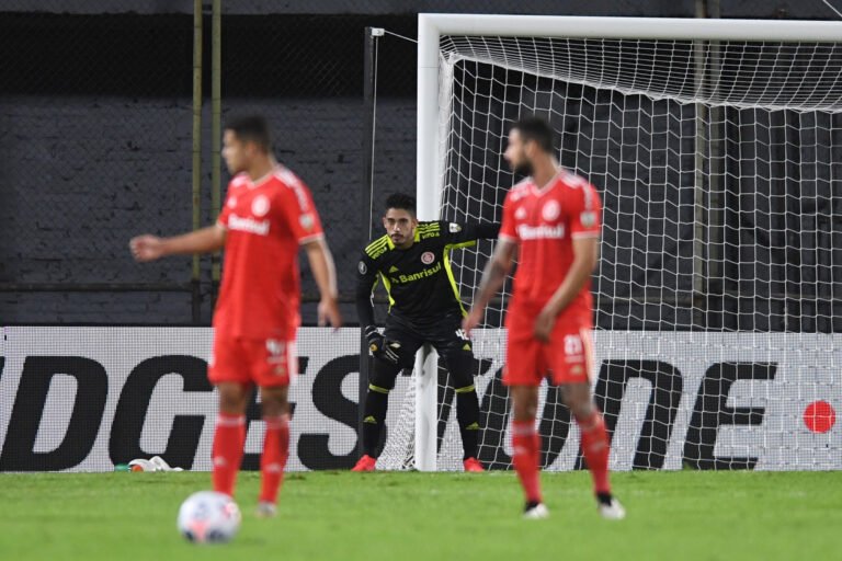 Daniel critica pontaria do Inter: ‘Quando tiver oportunidade, tem que fazer’