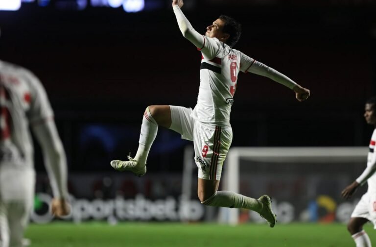 Artilheiro do São Paulo, Pablo quebra jejum de 50 dias sem fazer gols