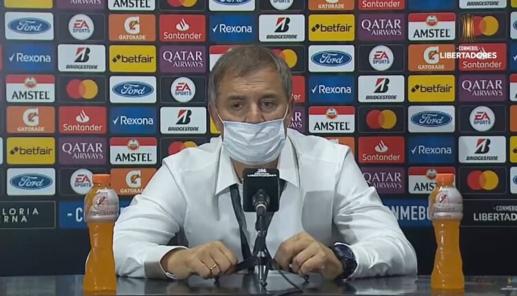 Aguirre elogia partida de Patrick: ‘Foi um dos nossos melhores jogadores’