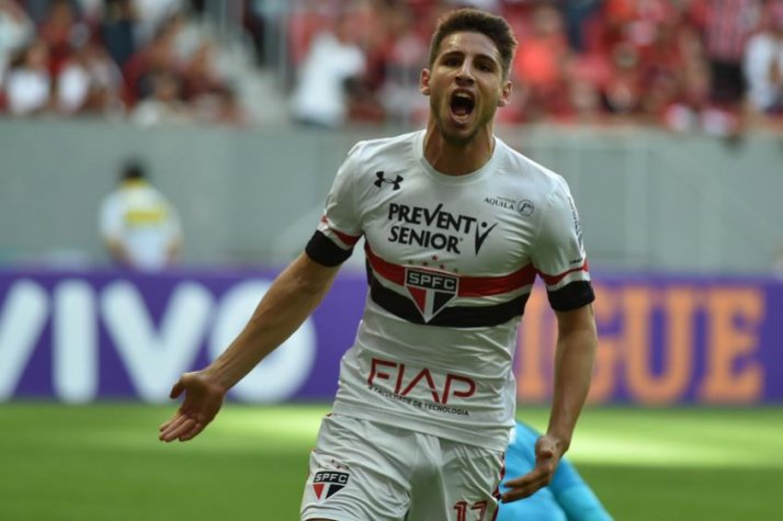 Livre no mercado, Calleri tem conversas  com o São Paulo para um possível retorno