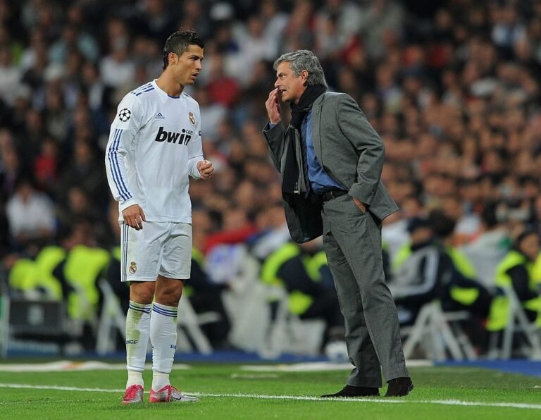 Mourinho lembra confusão com Cristiano Ronaldo: ‘Não gosto de jogadores egocêntricos’