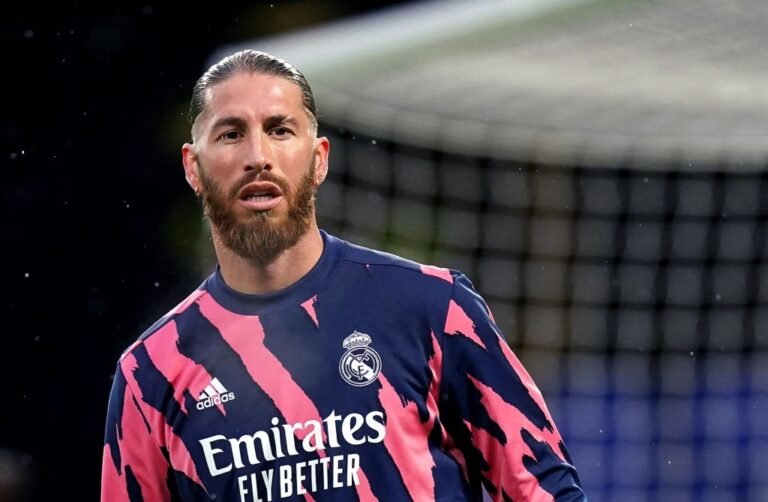 PSG já tem acordo com Sergio Ramos e vai anunciá-lo nos próximos dias, diz jornal