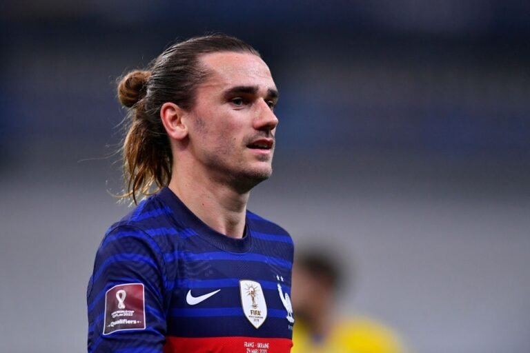 Tottenham define Griezmann como substituto de Harry Kane