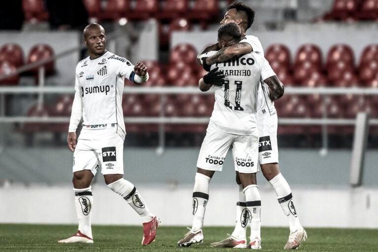 Santos encara o Atlético-GO para voltar a vencer no Brasileirão