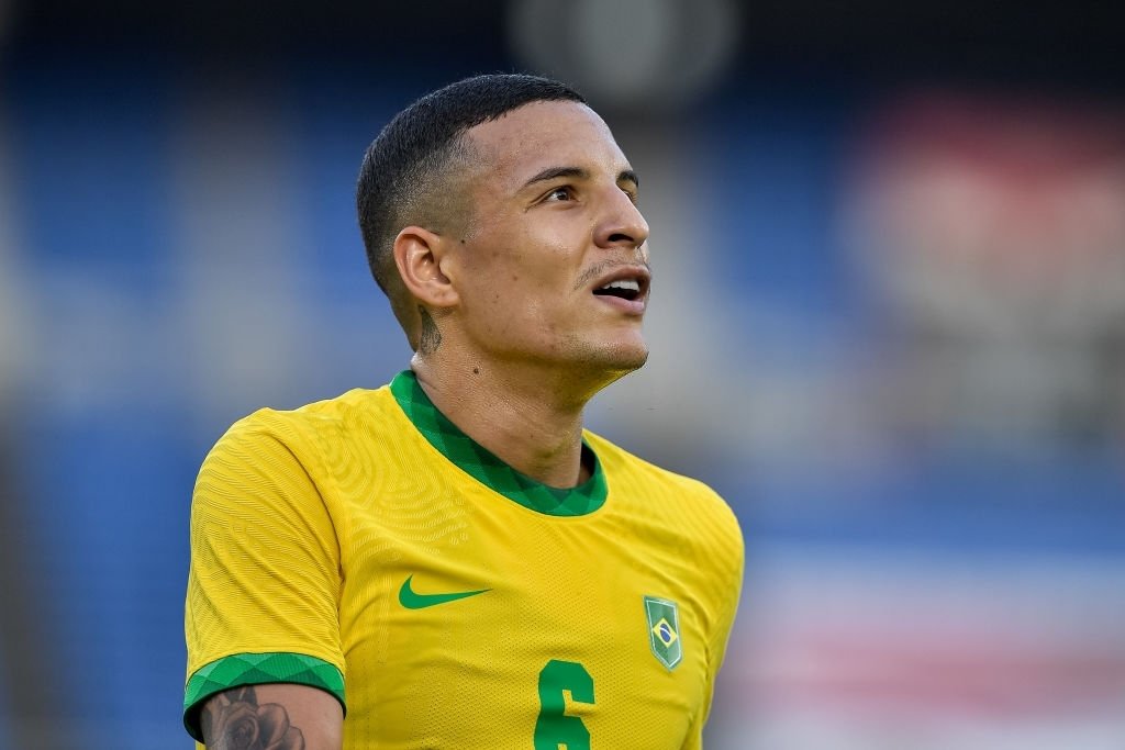Clube inglês estuda contratação de Guilherme Arana, do Atlético-MG