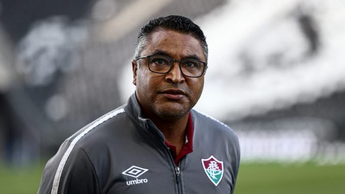 Roger Machado afirma que Fluminense foi premiado por atuação no segundo tempo do Fla-Flu: “Superior ao adversário” e muito mais