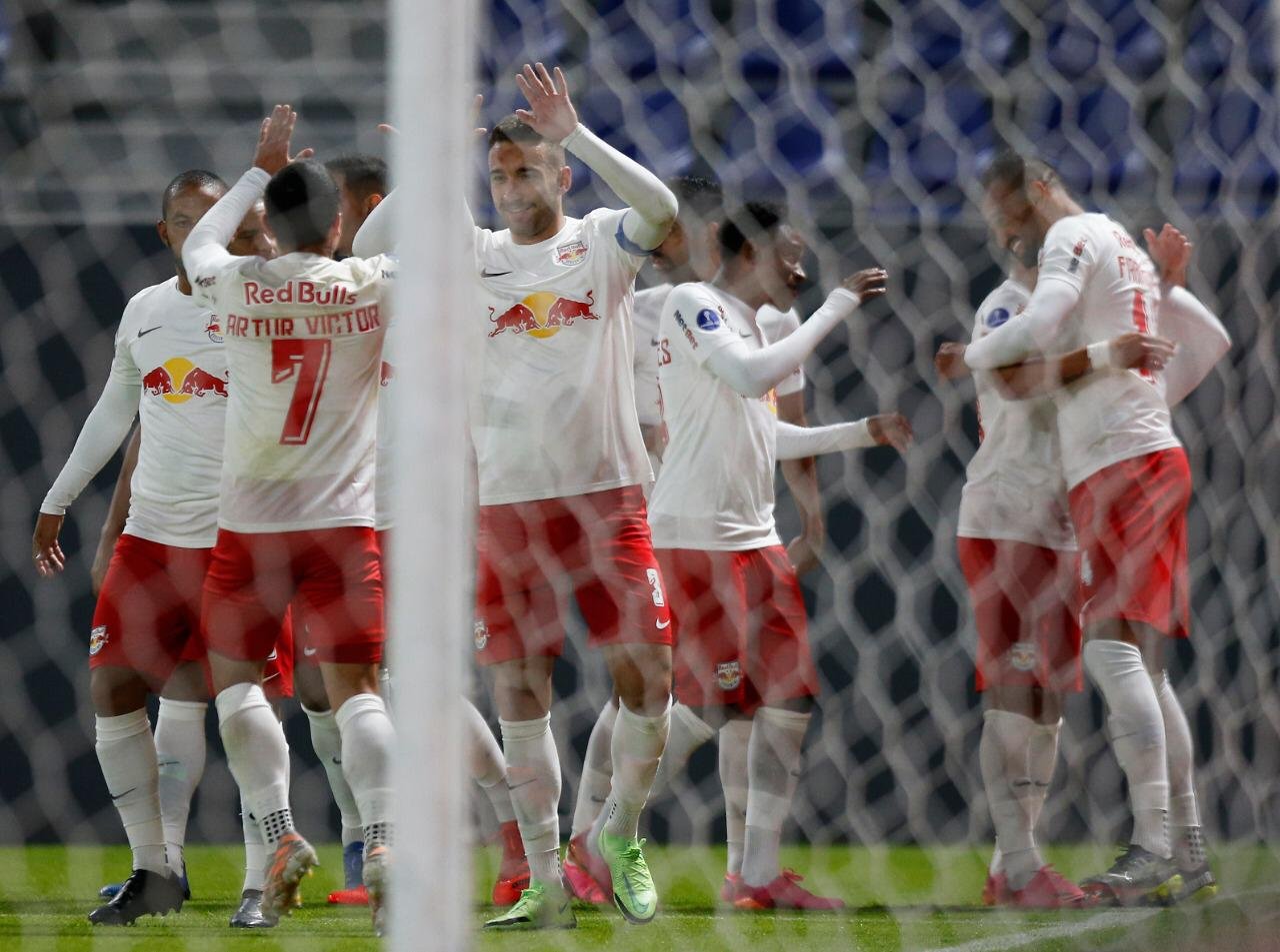 Red Bull Bragantino vence Independiente Del Valle no Equador e leva vantagem para o jogo da volta