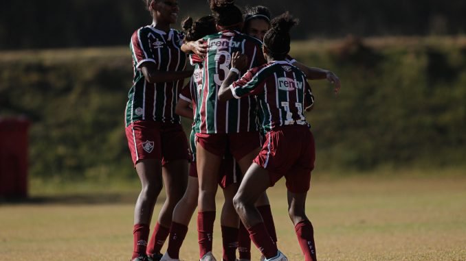 Fluminense derrota o Minas Brasília e chega à quarta vitória seguida no Brasileirão Feminino Sub-18