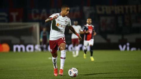 Caio Paulista diz que deseja continuar no Fluminense