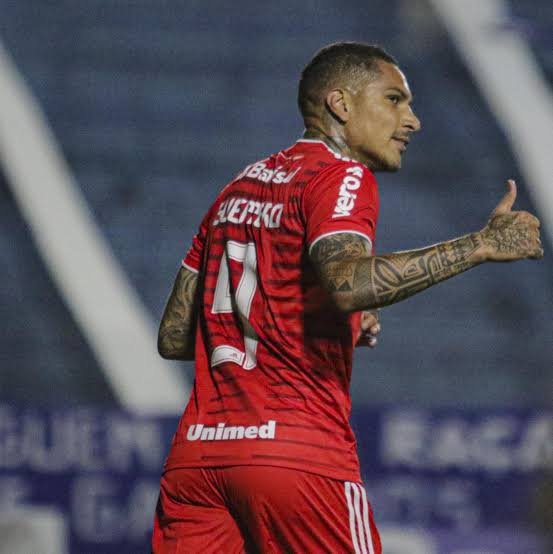 Guerrero se aproxima de retorno e vira ‘esperança’ do Inter