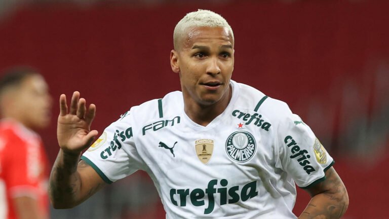 Deyverson diz voltar diferente para ajudar Palmeiras
