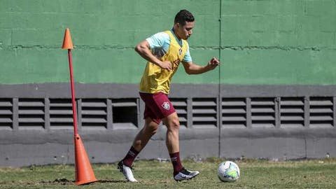 Com futuro indefinido, Marlon se reapresenta ao Flu na próxima semana