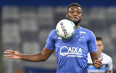 Lucas Ventura renova com Cruzeiro até 2022