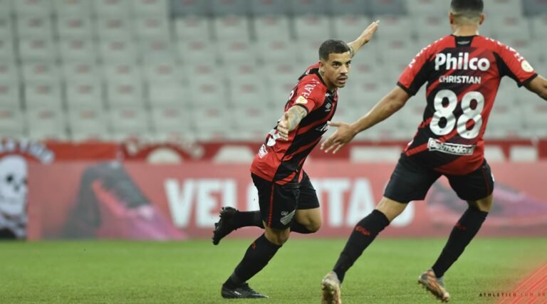 Athletico-PR encara América de Cali em estreia nas oitavas da Sul-Americana