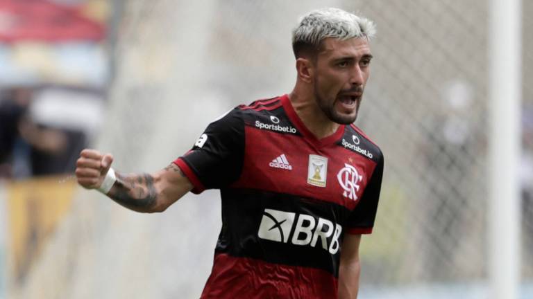 Arrascaeta admite chance de deixar o Flamengo para jogar na Europa