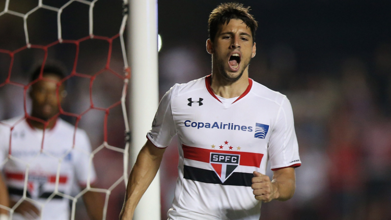 Em meio à seca de gols, São Paulo espera resposta de Calleri sobre possível retorno