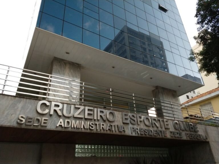 Após não cumprir com acordos, Cruzeiro tem sua sede administrativa penhorada pela Justiça