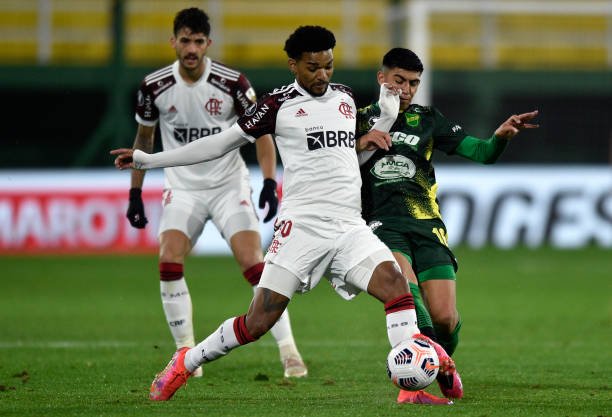 Clubes negociam com governos a volta de público no Brasileirão