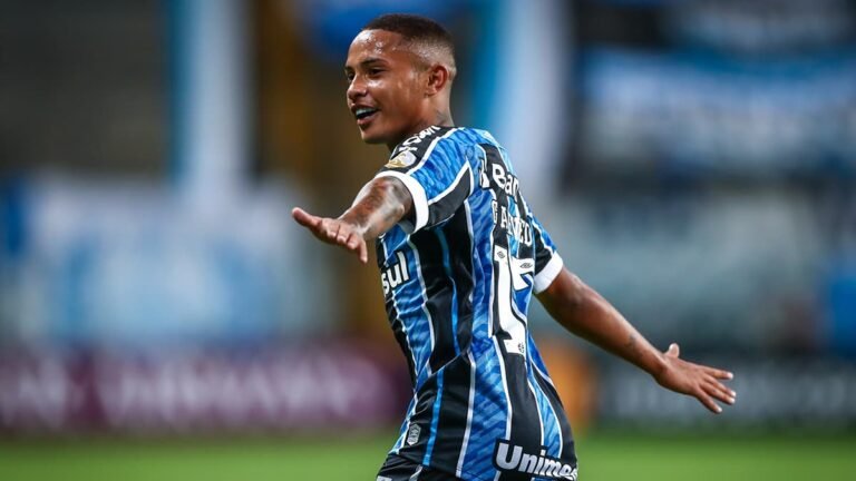Grêmio acerta empréstimo do meia-atacante Guilherme Azevedo ao Coritiba
