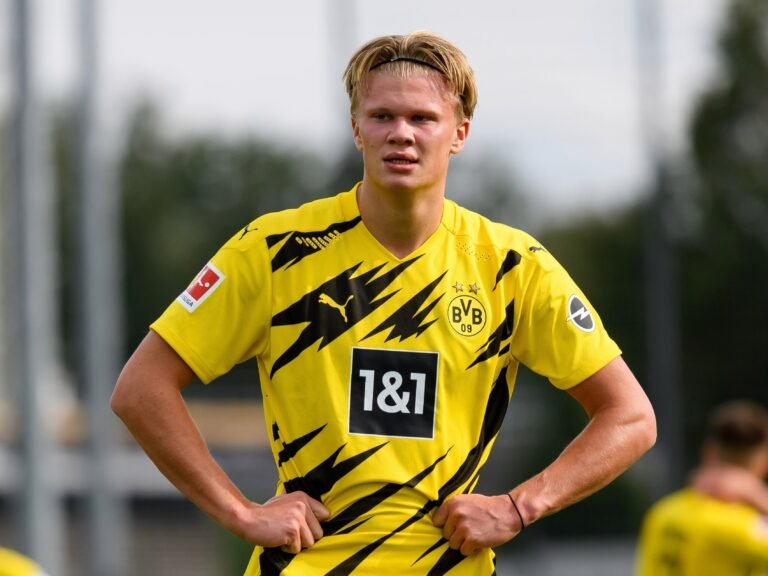 Real Madrid avalia contratar Haaland caso não consiga Mbappé nesta janela de transferências