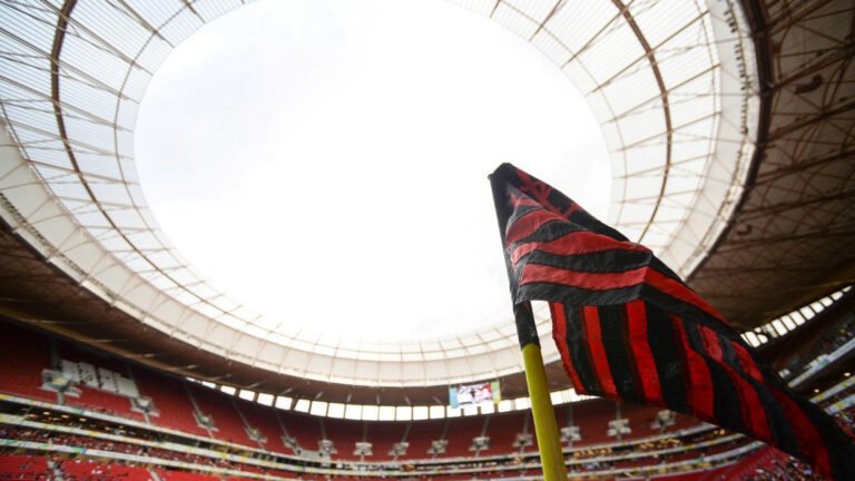 Brasília encaminha liberação de público e terá jogo do Flamengo pela Libertadores