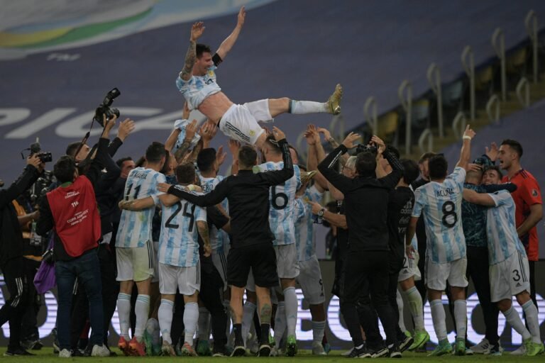 Argentina vence Brasil, e supera marcas históricas na final da Copa América