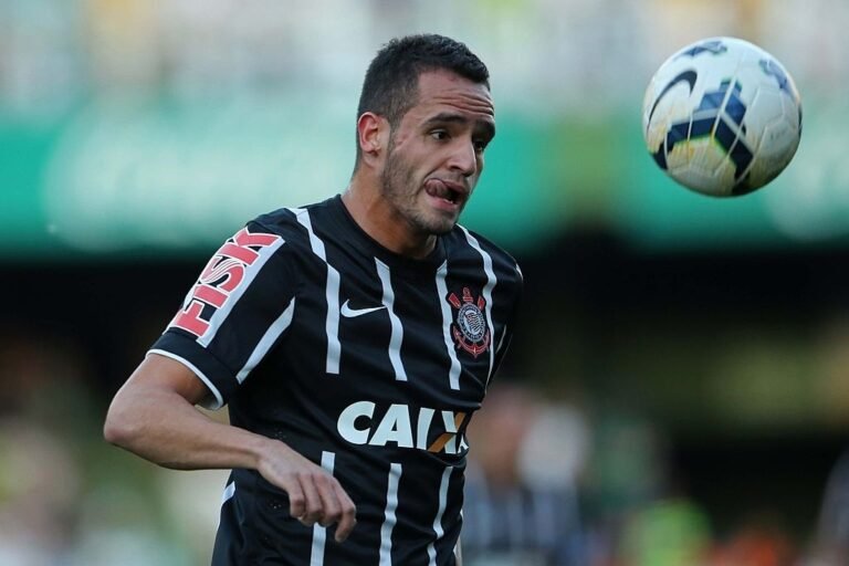Para a chegada de Renato Augusto, Corinthians terá que vender alguns jogadores