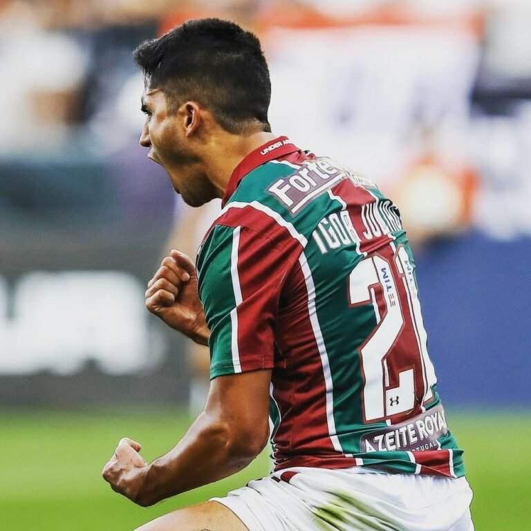 Acertado com time português, Igor Julião se despede do Fluminense: “Pra sempre um moleque de xerém”