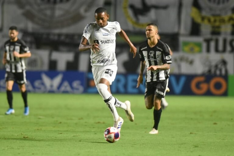 Santos e Criciúma aumentam o prazo de compra de zagueiro