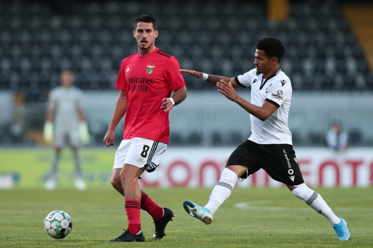 Benfica recebe sondagem do Flamengo por Gabriel
